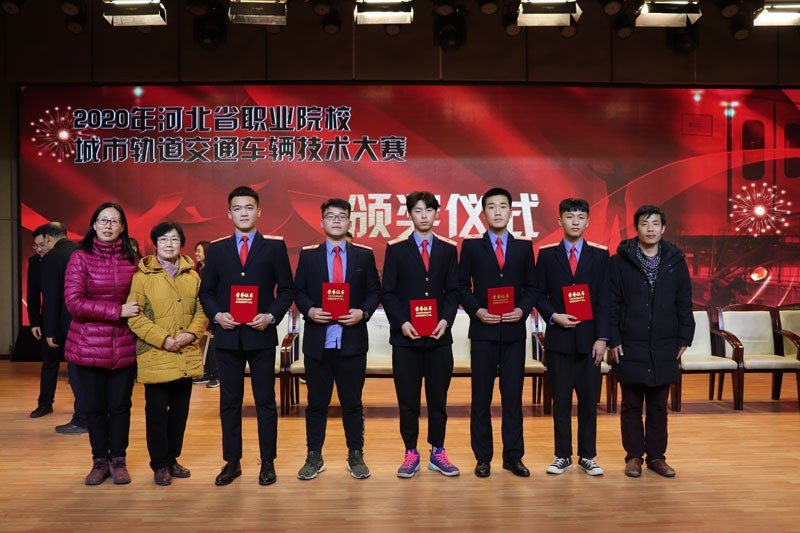 校园公告图片 可回到列表或查看相邻条目